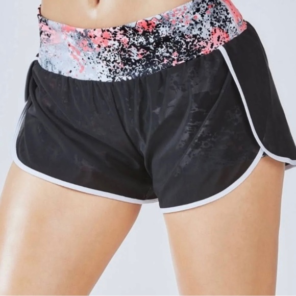 Fabletics Shorts Fabletics Black Renata Shorts XS - Picture 1 of 6